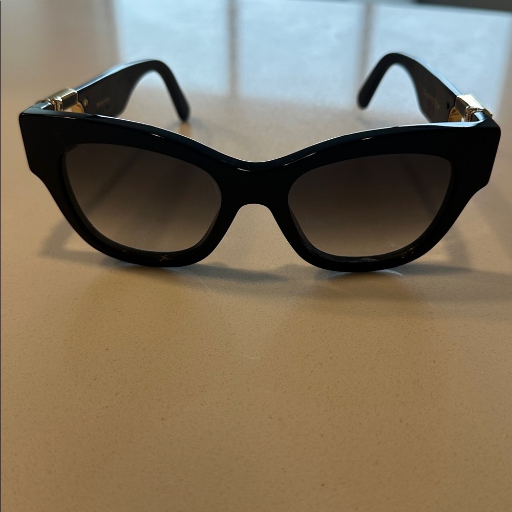 Louis Vuitton Black Sunglasses